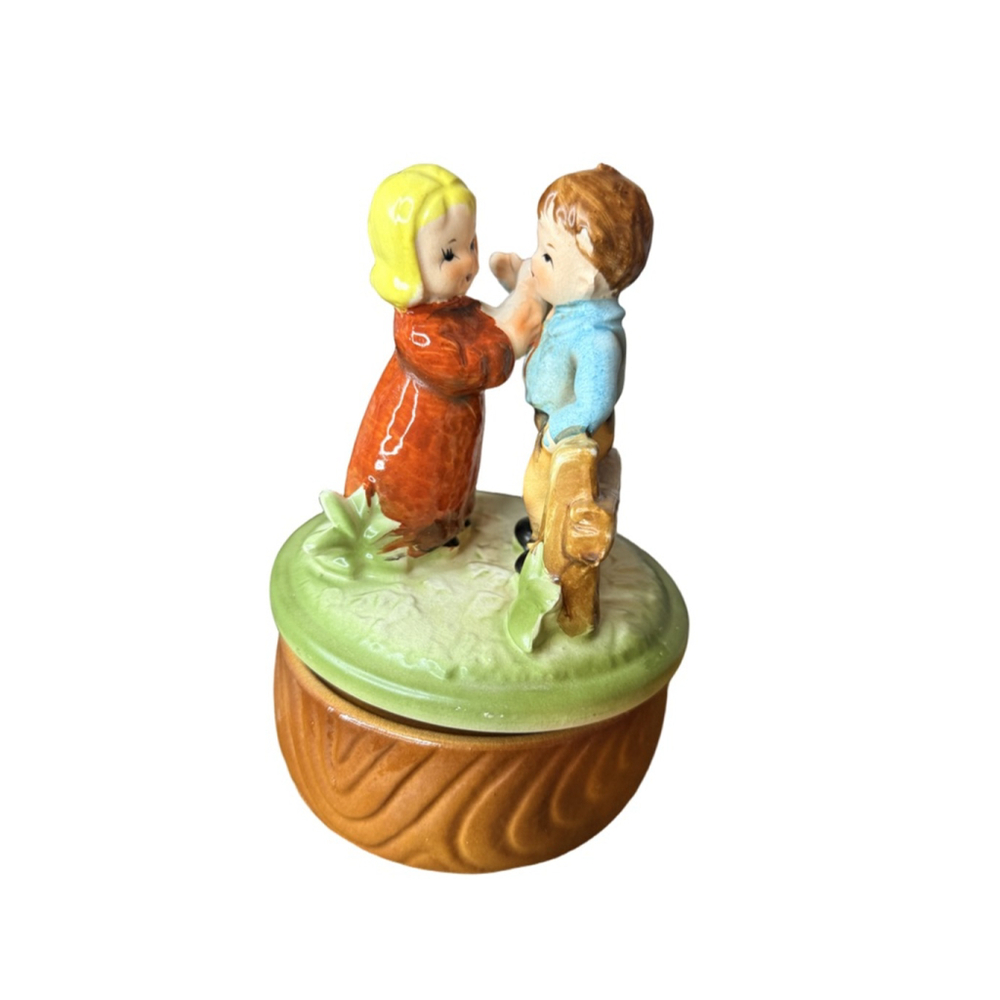 Vintage wind up musical Man woman piano boy girl baby 5 pieces 4 musical - Picture 6 of 16